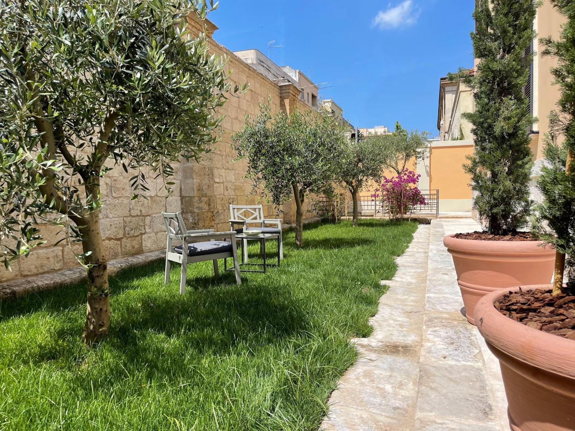 Palazzo Pitagora Hotel Taranto Ngoại thất bức ảnh