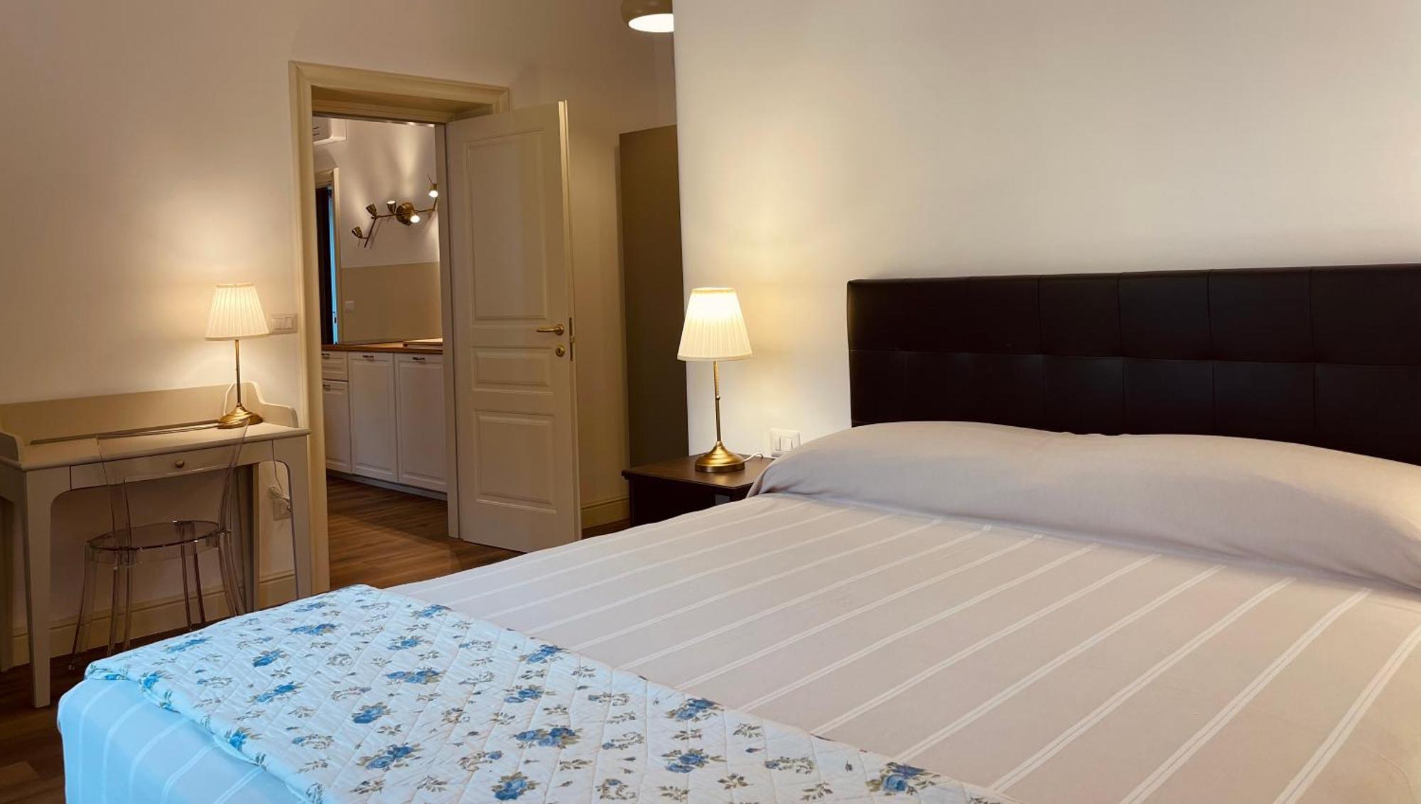Palazzo Pitagora Hotel Taranto Ngoại thất bức ảnh