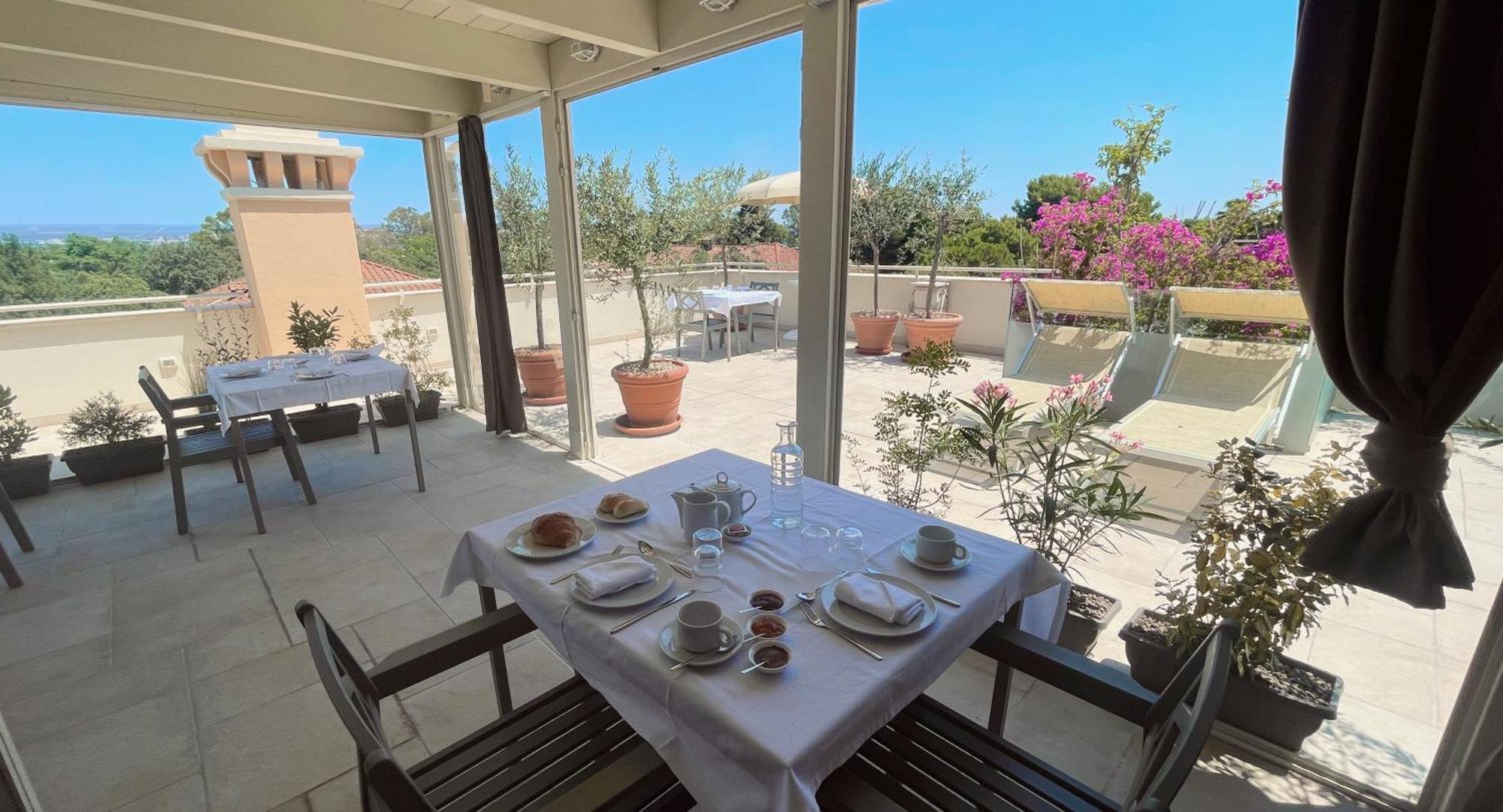 Palazzo Pitagora Hotel Taranto Ngoại thất bức ảnh